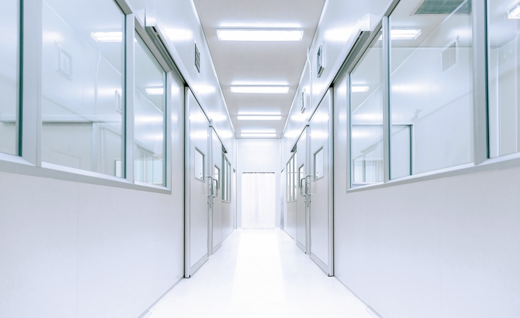 ¿Panel-Lab o Panel-Est? La solución ideal para cada sala blanca